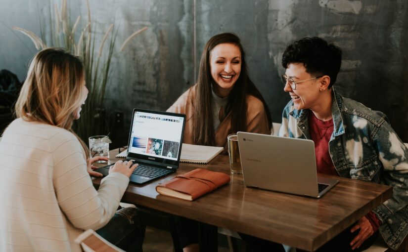 Providing Outstanding Customer Service and Support to Clients