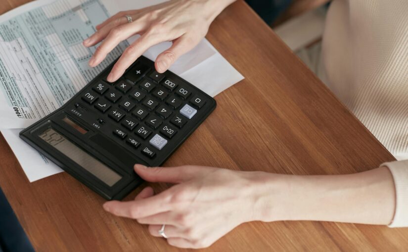 Scaling Without Sinking: Managing Cash Flow in Growing Agencies